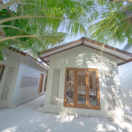 Brickwood Rasdhoo- Beach Front Buitenkant foto