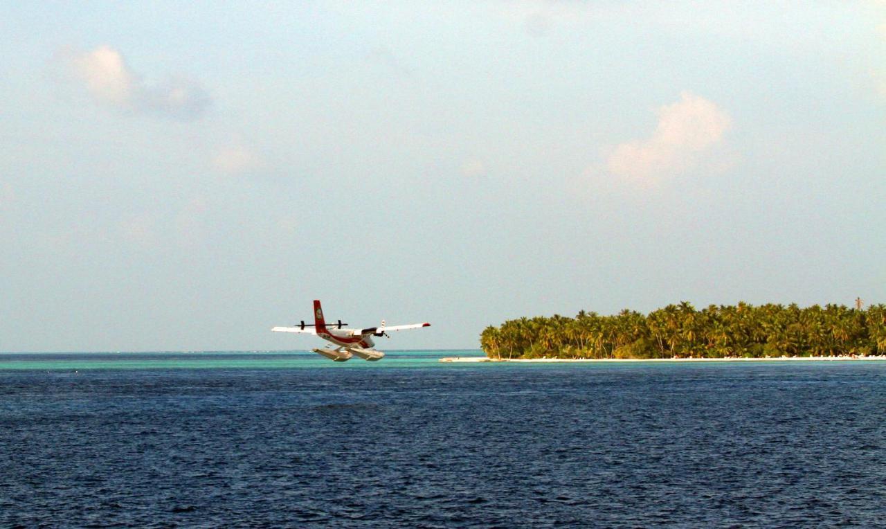 Brickwood Rasdhoo- Beach Front Buitenkant foto