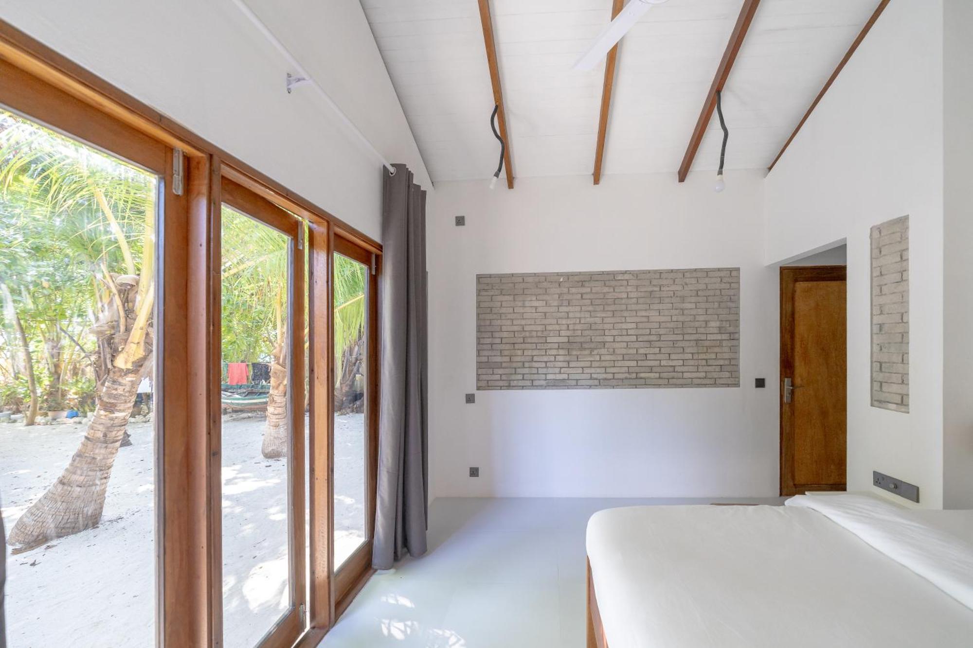 Brickwood Rasdhoo- Beach Front Buitenkant foto